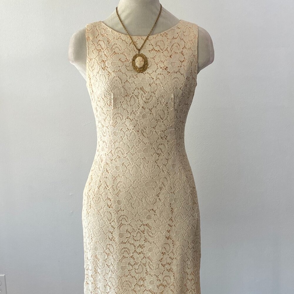 Vintage 60s Cream Lace Dress Cocktail Sheath Wide Scoop Neck Knee Length XS/S